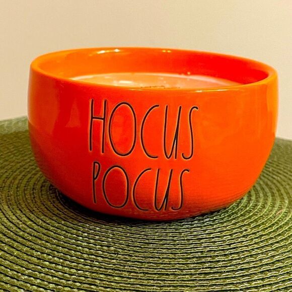 Rae Dunn ceramic orange scented candle with Hocus Pocus on the side NWT - Picture 1 of 6